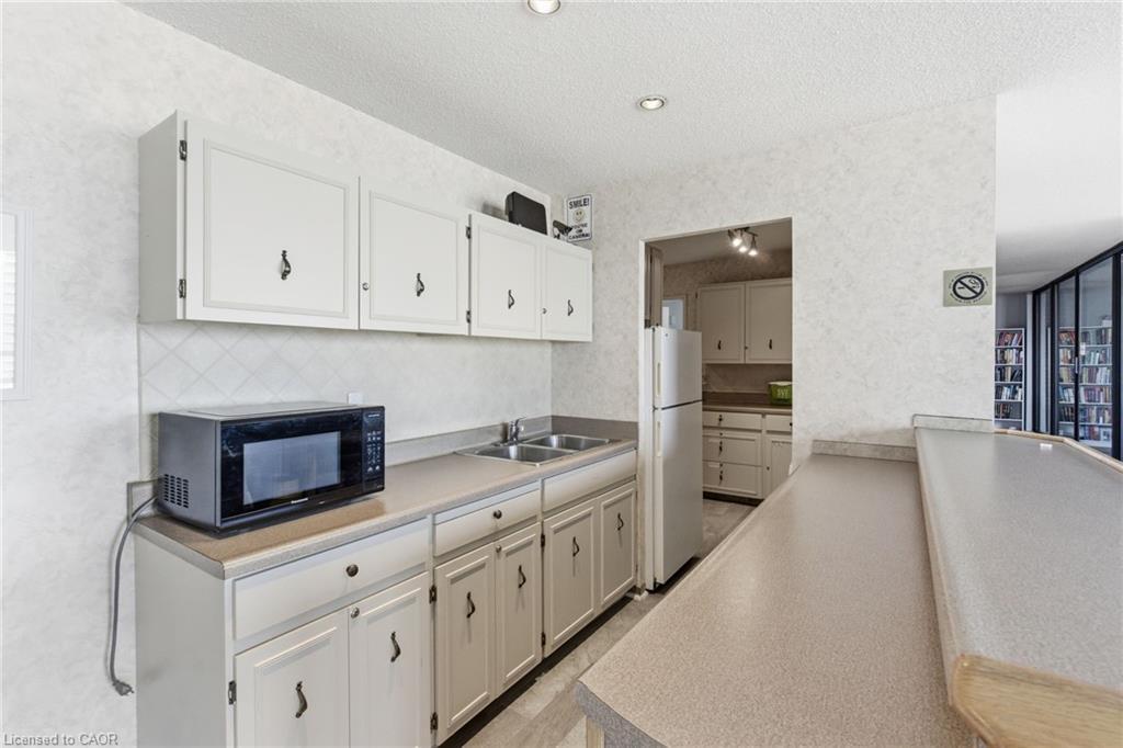 502-222 Jackson Street W, Hamilton, ON - Indoor Photo Showing Kitchen With Double Sink