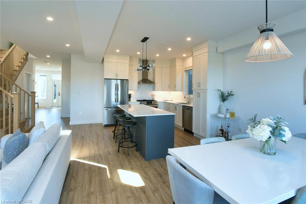 100 Bedrock Drive, Hamilton, ON - Indoor