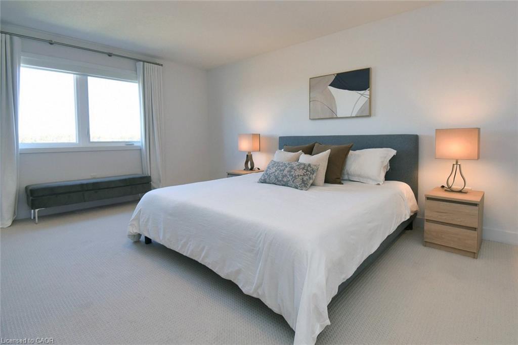 100 Bedrock Drive, Hamilton, ON - Indoor Photo Showing Bedroom