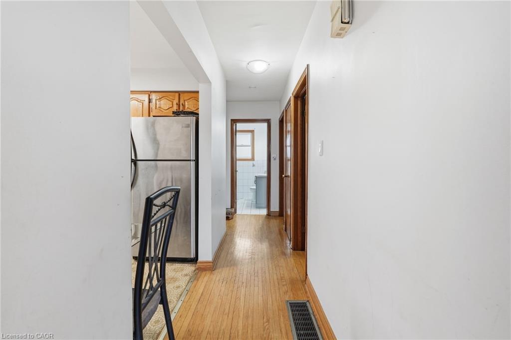 20 Nelligan Place, Hamilton, ON - Indoor