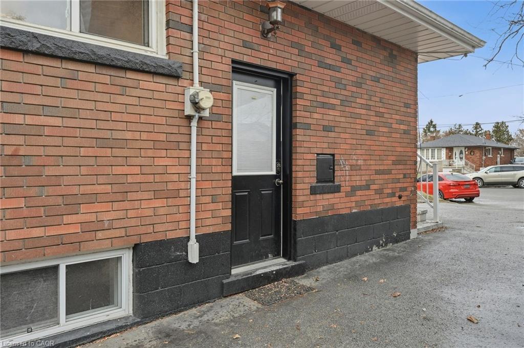 20 Nelligan Place, Hamilton, ON - Outdoor With Exterior