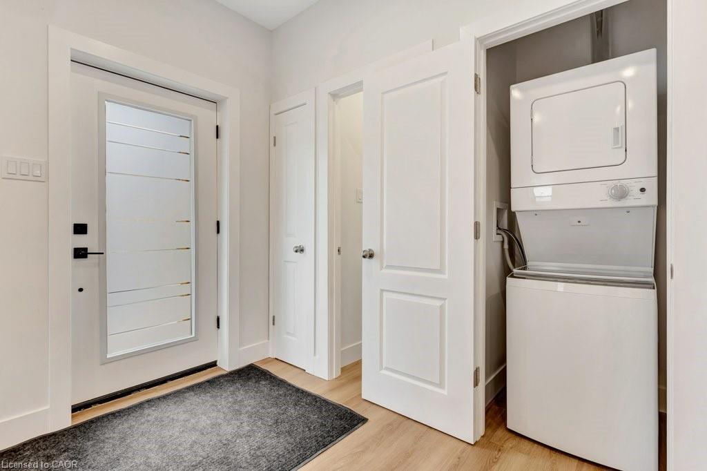 C-67 Kimberly Crescent, Kitchener, ON - Indoor Photo Showing Laundry Room
