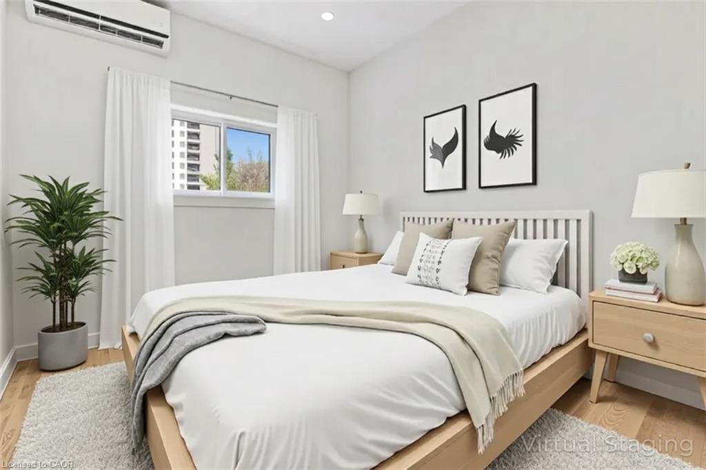 C-67 Kimberly Crescent, Kitchener, ON - Indoor Photo Showing Bedroom