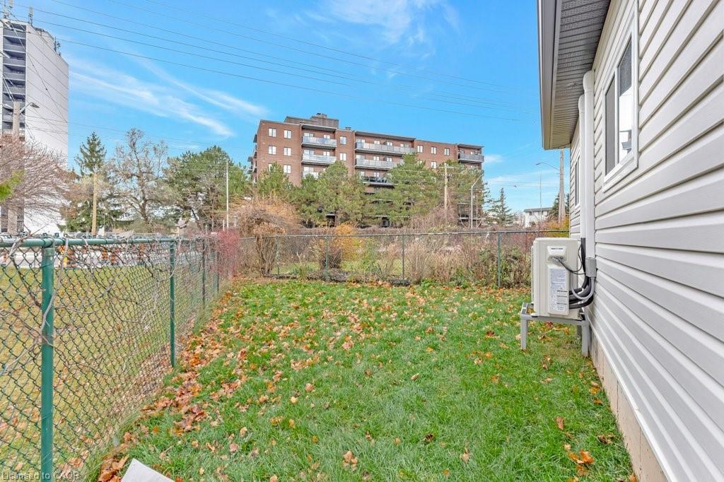 C-67 Kimberly Crescent, Kitchener, ON - Outdoor