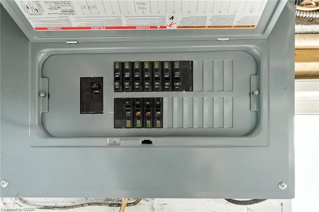 22 Worsley Road, Stoney Creek, ON -