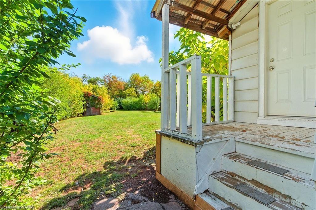 22 Worsley Road, Stoney Creek, ON - Outdoor