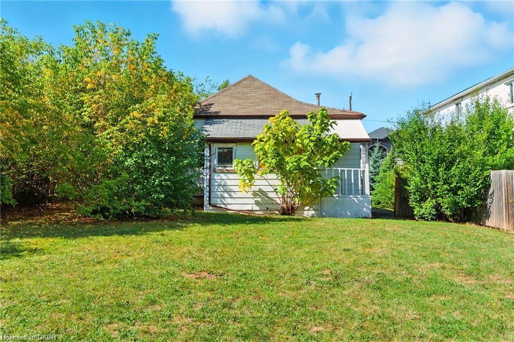 22 Worsley Road, Stoney Creek, ON - Outdoor