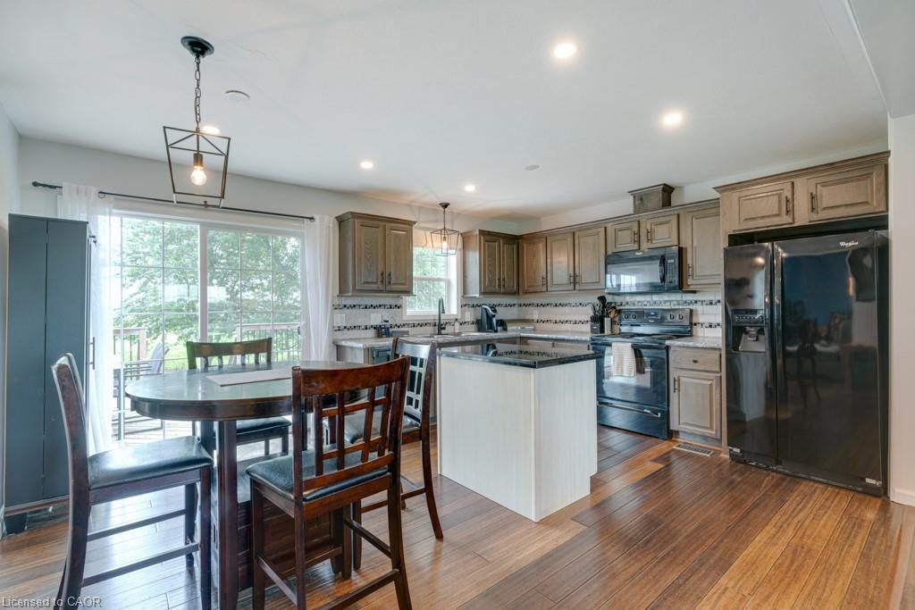 3318 #6 Highway, Hagersville, ON - Indoor