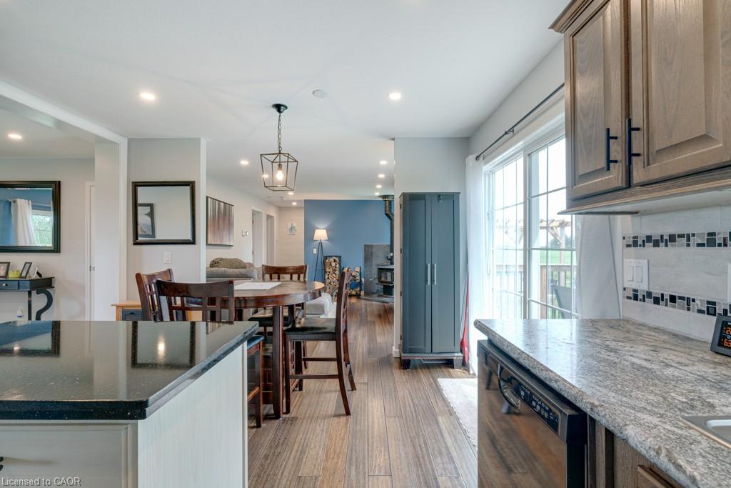 3318 #6 Highway, Hagersville, ON - Indoor