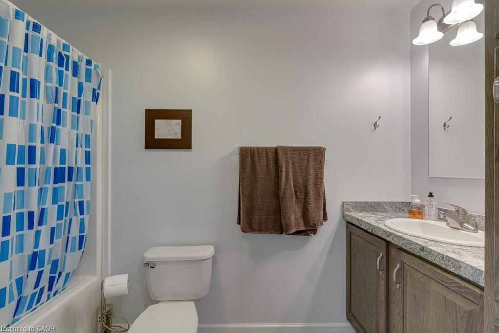 3318 #6 Highway, Hagersville, ON - Indoor Photo Showing Bathroom