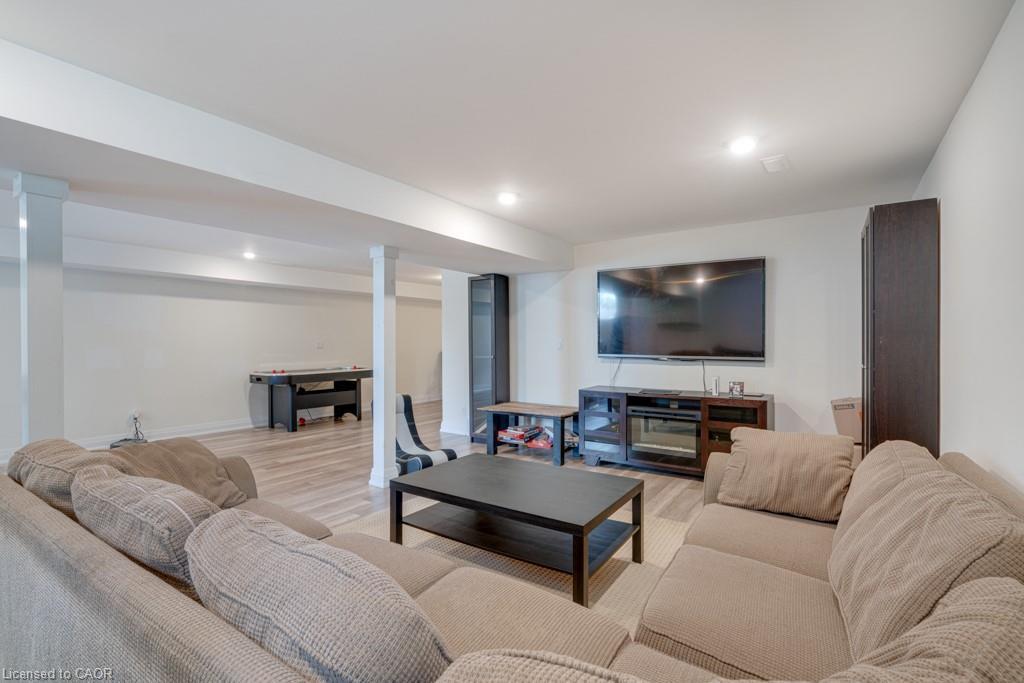 3318 #6 Highway, Hagersville, ON - Indoor