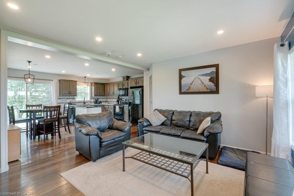 3318 #6 Highway, Hagersville, ON - Indoor Photo Showing Living Room