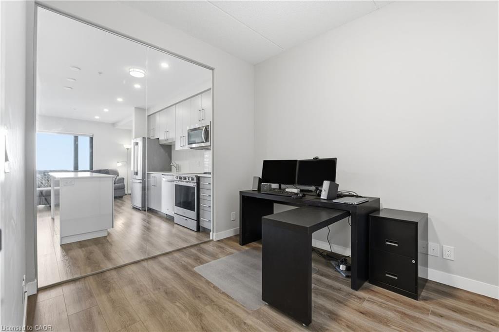 609-15 Queen Street S, Hamilton, ON - Indoor