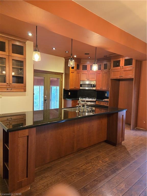 164 Thorold Road, Thorold, ON - Indoor Photo Showing Kitchen