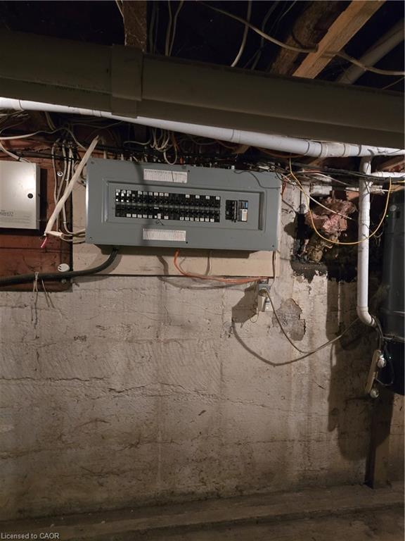 164 Thorold Road, Thorold, ON - Indoor