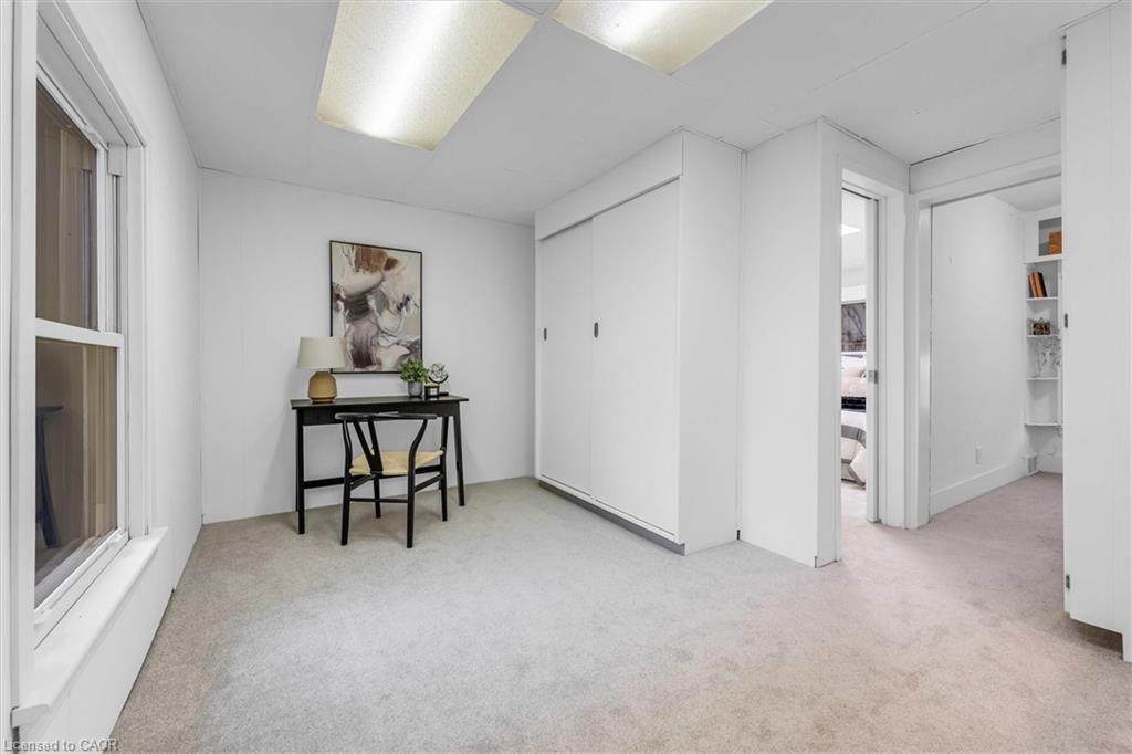 11 Ford Street, Hamilton, ON - Indoor Photo Showing Other Room