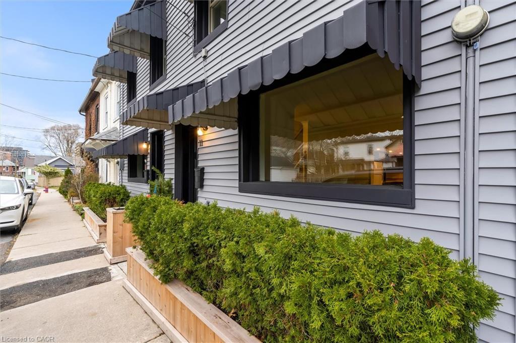 11 Ford Street, Hamilton, ON - Outdoor