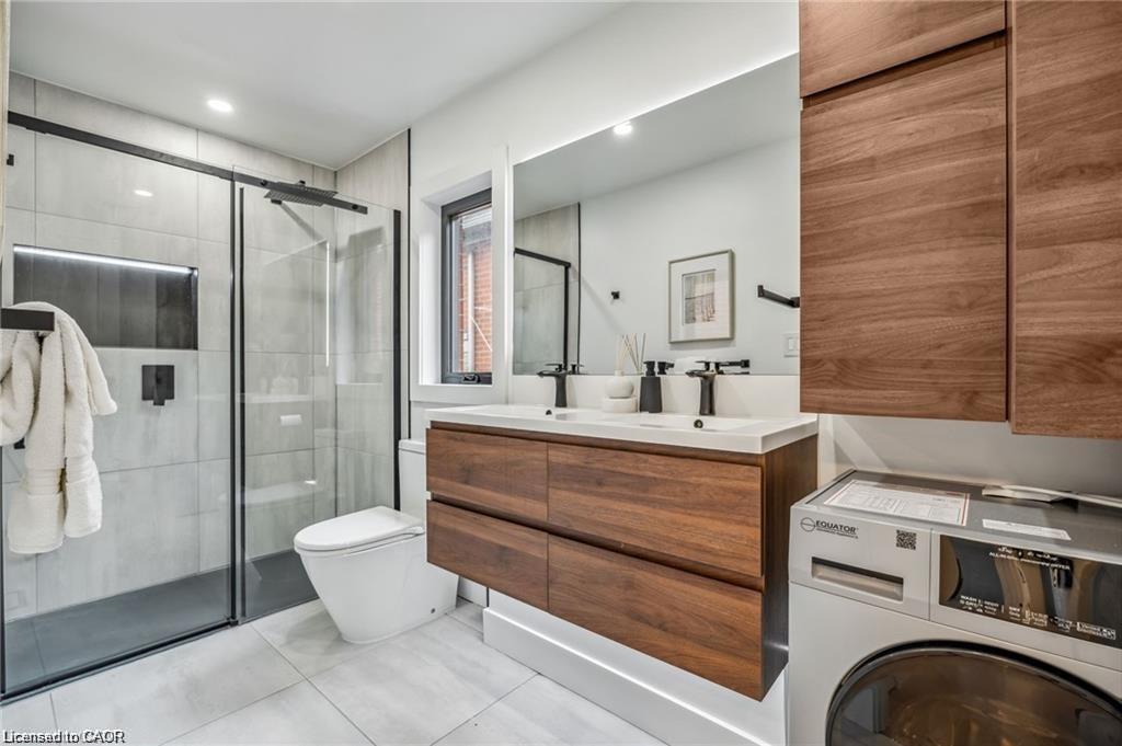 1657 Glenvista Drive, Oakville, ON - Indoor