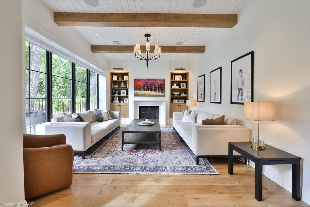 1489 Mildmay Court, Mississauga, ON - Indoor Photo Showing Living Room With Fireplace