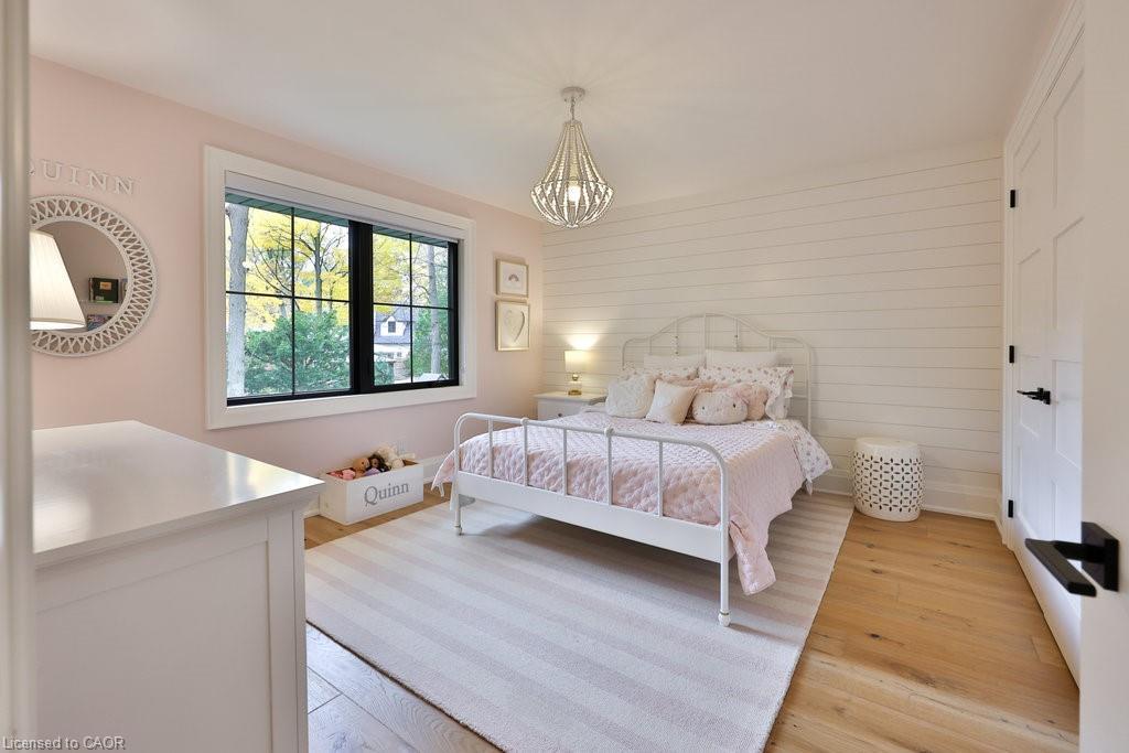 1489 Mildmay Court, Mississauga, ON - Indoor Photo Showing Bedroom