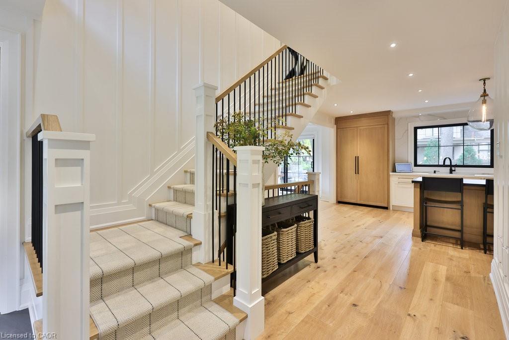 1489 Mildmay Court, Mississauga, ON - Indoor Photo Showing Other Room