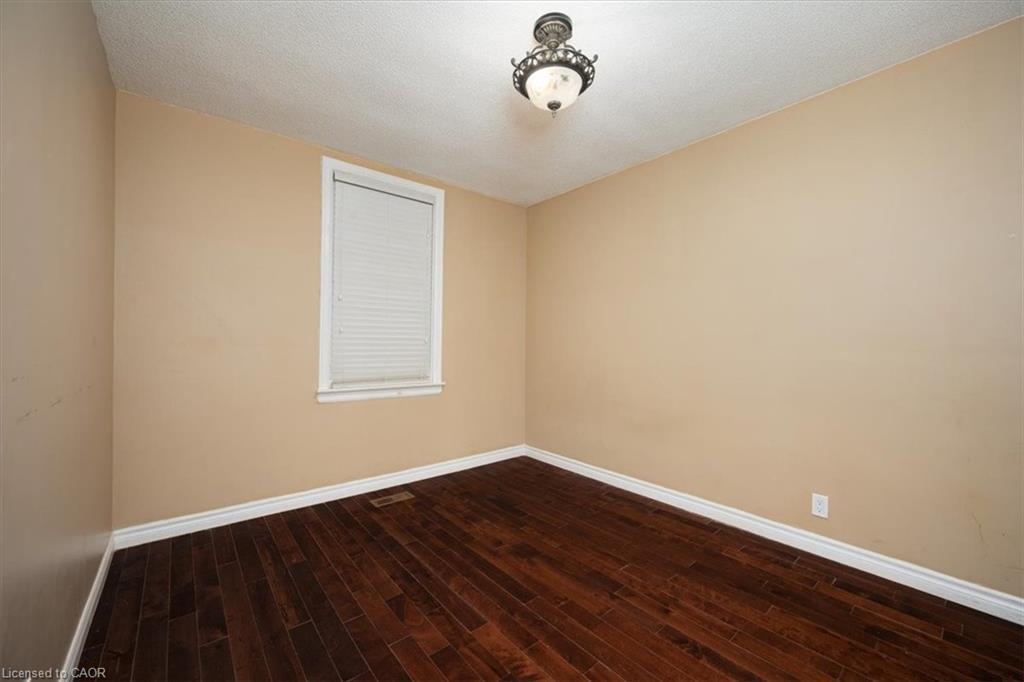 47 Cloverhill Road, Hamilton, ON - Indoor Photo Showing Other Room