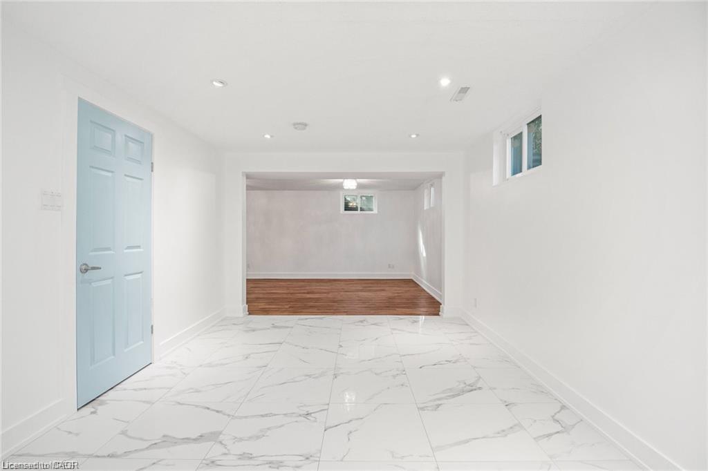 Basement-218 Ingleside Place, Kitchener, ON - Indoor Photo Showing Other Room
