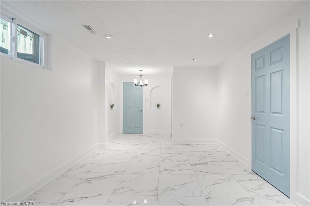 Basement-218 Ingleside Place, Kitchener, ON - Indoor Photo Showing Other Room