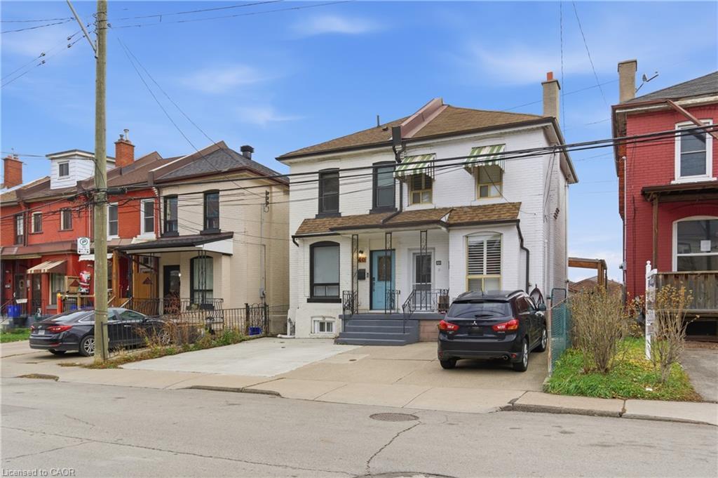 40 Fullerton Avenue, Hamilton, ON - Outdoor With Facade