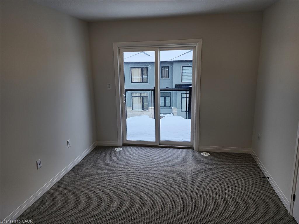 121-155 Equestrian Way, Cambridge, ON - Indoor Photo Showing Other Room