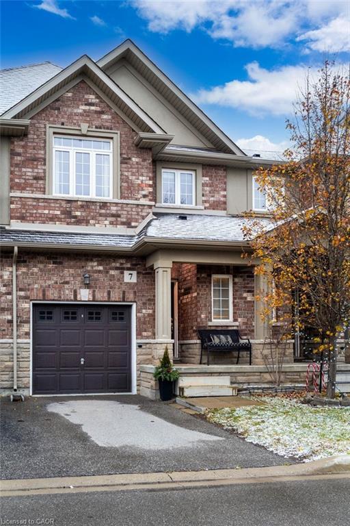 7-21 Madonna Drive, Hamilton, ON - Outdoor