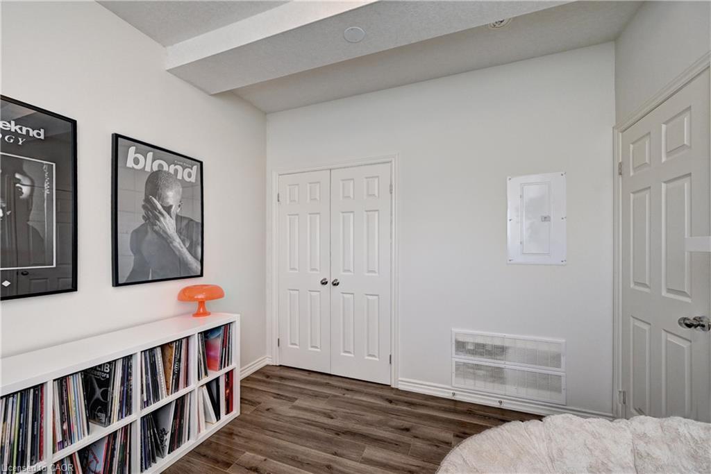 7C-164 Heiman Street, Kitchener, ON - Indoor