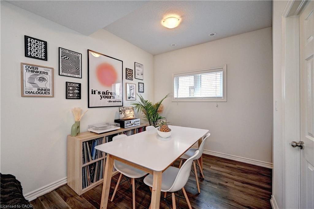 7C-164 Heiman Street, Kitchener, ON - Indoor Photo Showing Dining Room