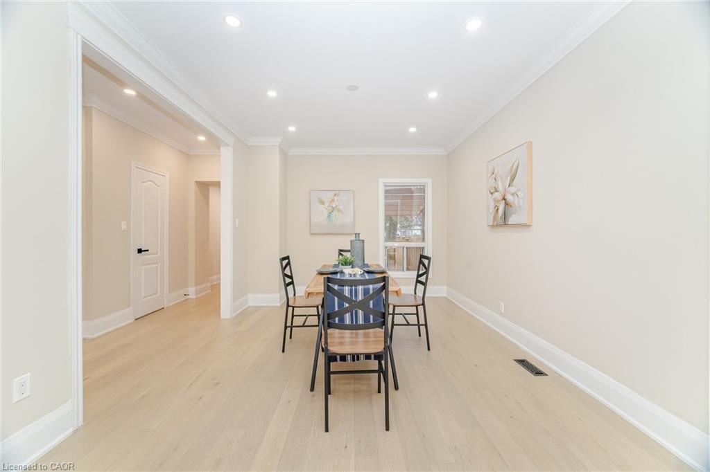 98 Birch Avenue, Hamilton, ON - Indoor Photo Showing Dining Room