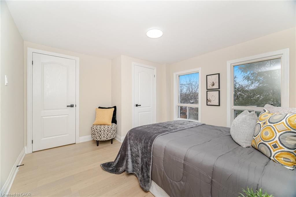 98 Birch Avenue, Hamilton, ON - Indoor Photo Showing Bedroom