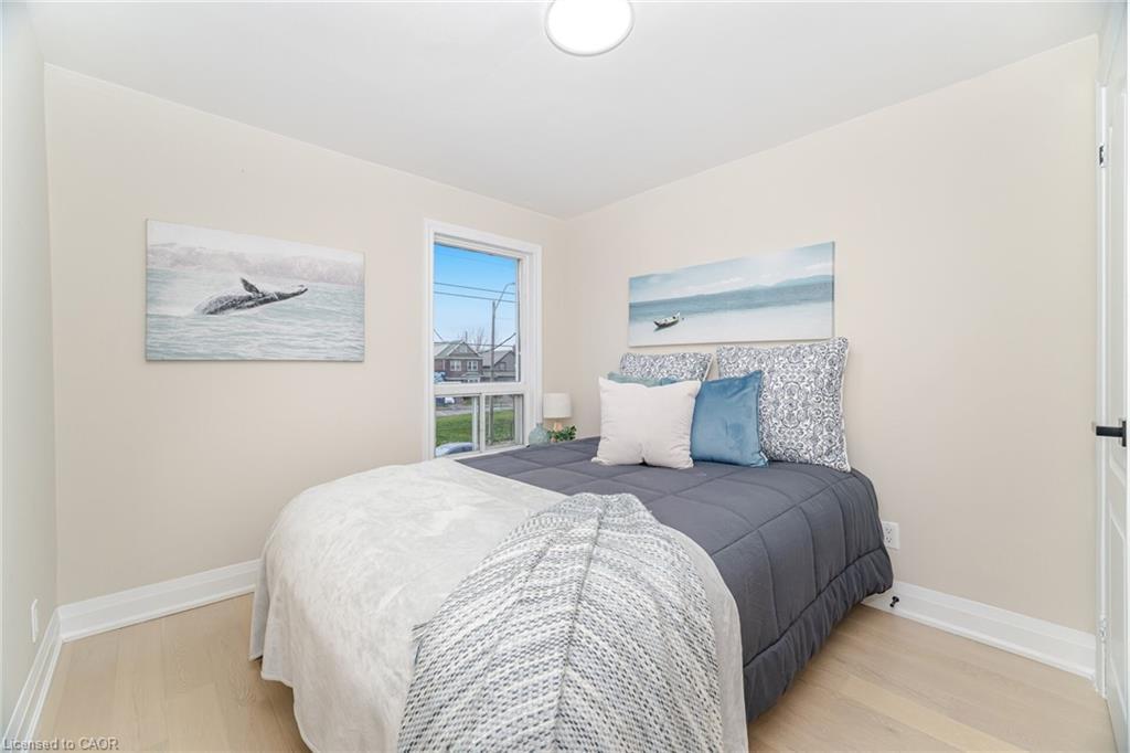 98 Birch Avenue, Hamilton, ON - Indoor Photo Showing Bedroom