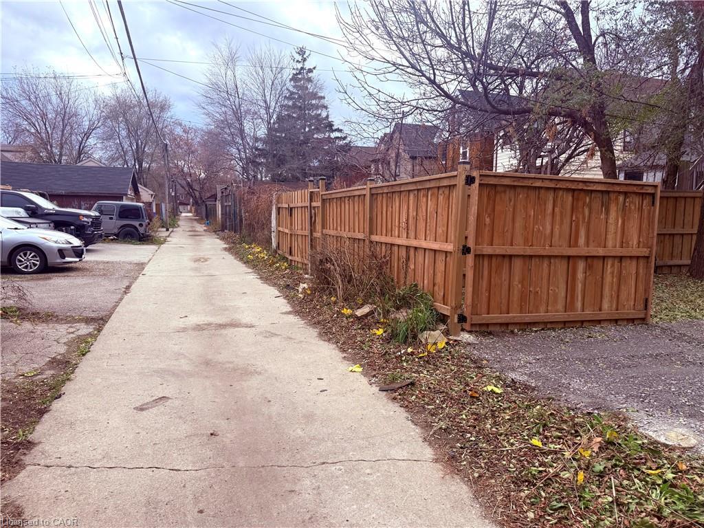 98 Birch Avenue, Hamilton, ON - Outdoor