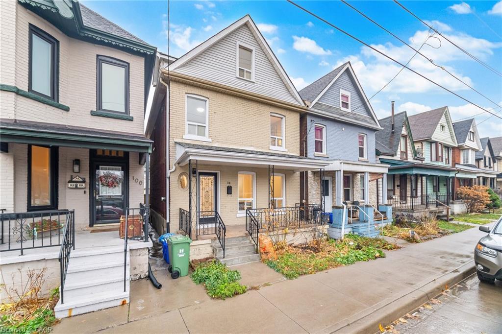 98 Birch Avenue, Hamilton, ON - Outdoor With Deck Patio Veranda With Facade