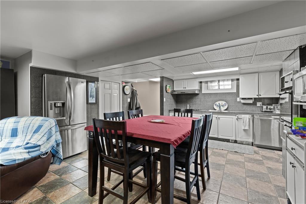 35 Chantler Road, Welland, ON - Indoor