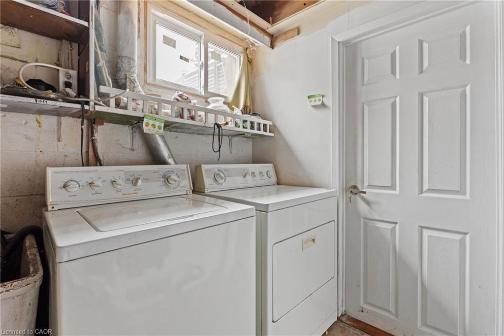 35 Chantler Road, Welland, ON - Indoor Photo Showing Laundry Room