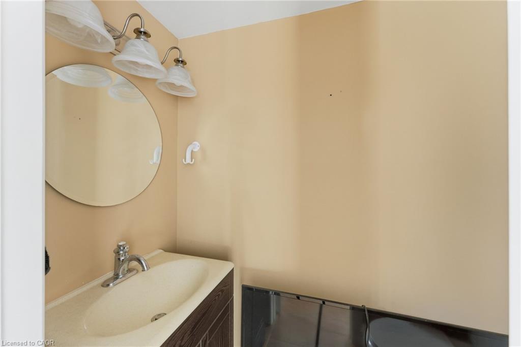 21-2107 Marine Drive, Oakville, ON - Indoor Photo Showing Bathroom