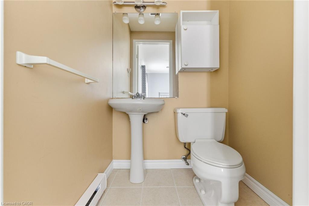 21-2107 Marine Drive, Oakville, ON - Indoor Photo Showing Bathroom