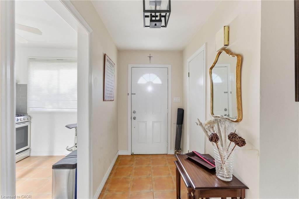 21-2107 Marine Drive, Oakville, ON - Indoor Photo Showing Other Room