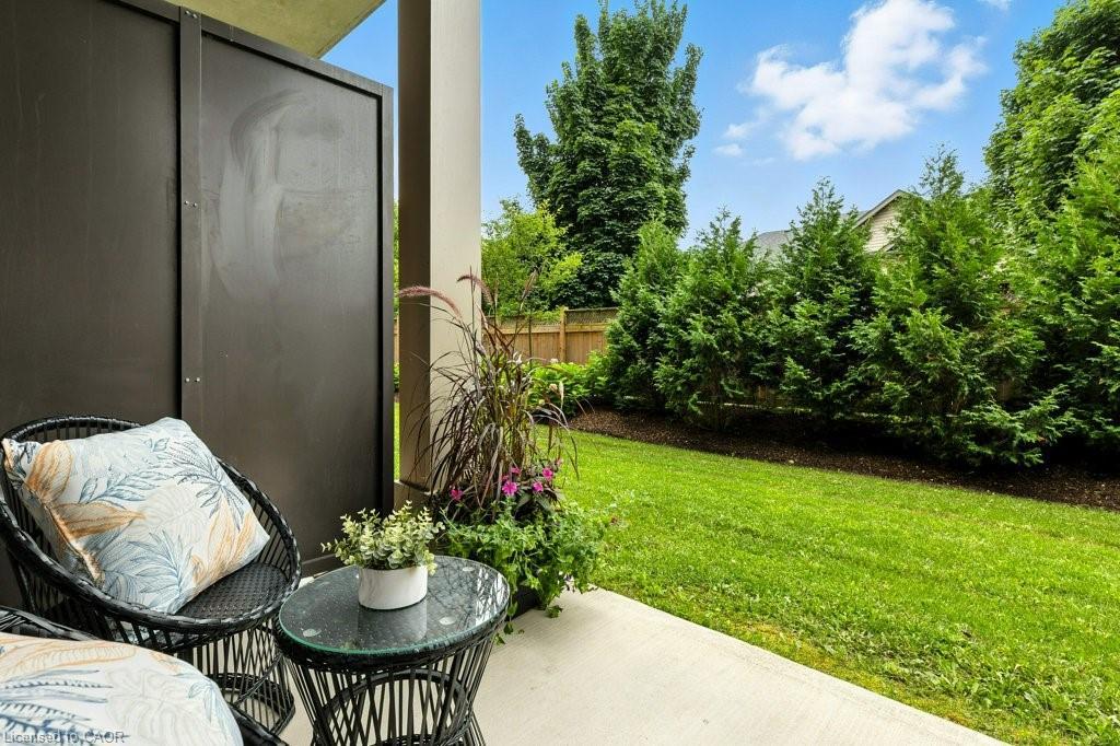 110-778 Laurelwood Drive, Waterloo, ON - Outdoor