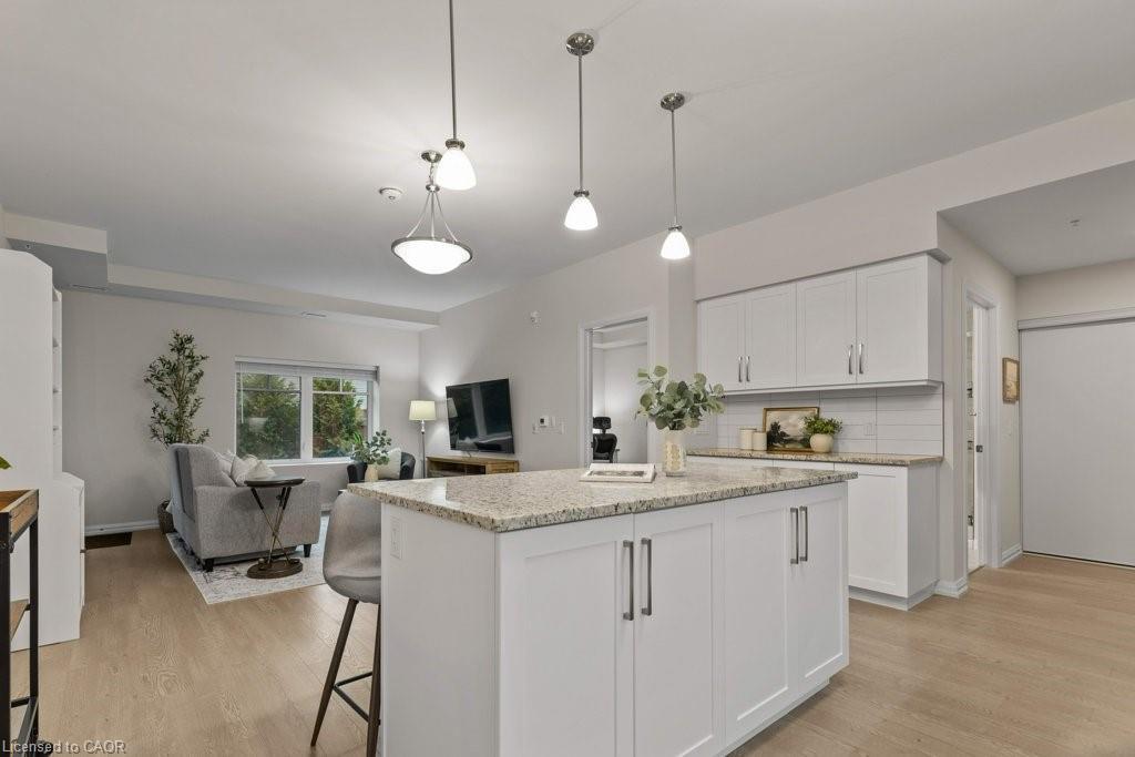 110-778 Laurelwood Drive, Waterloo, ON - Indoor Photo Showing Kitchen With Upgraded Kitchen