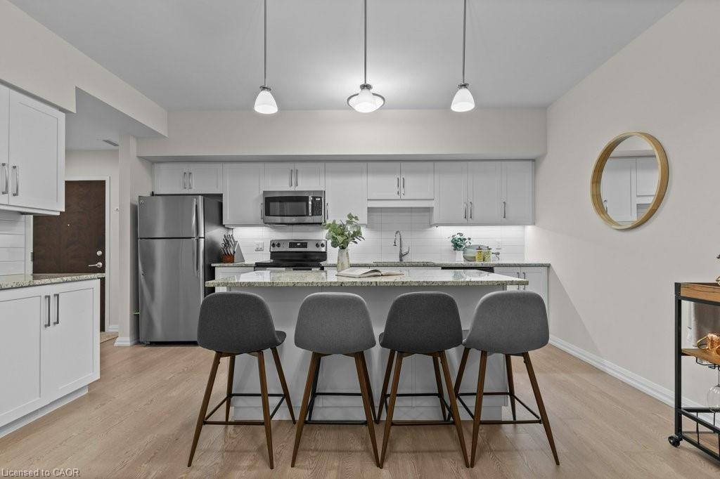 110-778 Laurelwood Drive, Waterloo, ON - Indoor Photo Showing Kitchen