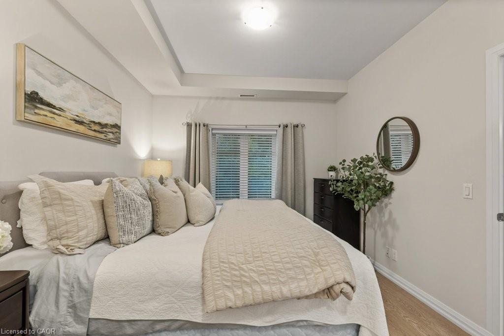 110-778 Laurelwood Drive, Waterloo, ON - Indoor Photo Showing Bedroom