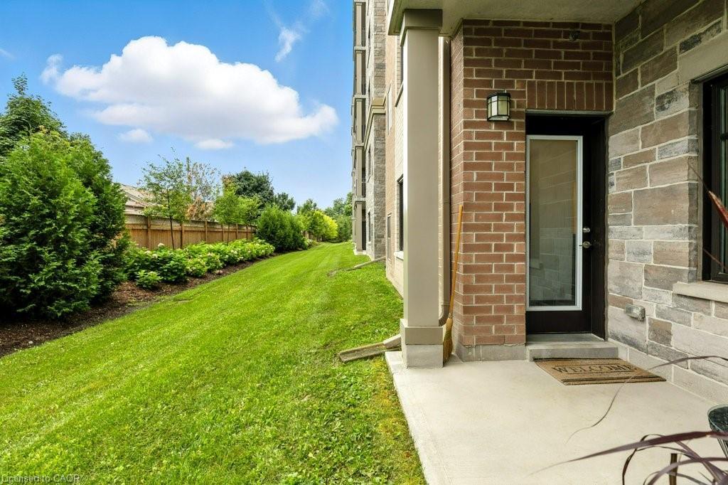 110-778 Laurelwood Drive, Waterloo, ON - Outdoor