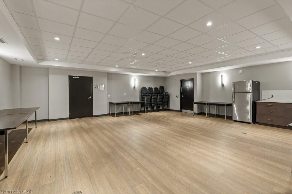 110-778 Laurelwood Drive, Waterloo, ON - Indoor