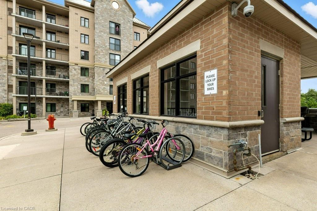 110-778 Laurelwood Drive, Waterloo, ON - Outdoor